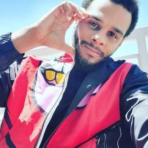 Meet your Posher, Julius